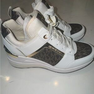 Michael Kors White, Brown & Gold Logo Wedge Sneakers